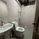 Rent 1 bedroom apartment of 5 m² in Singapore