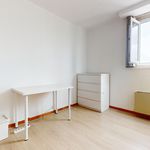 Rent 5 bedroom apartment of 8 m² in Cergy