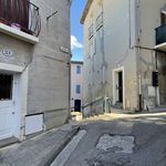 Rent 2 bedroom house of 32 m² in Aubagne