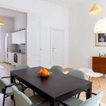 Rent a room of 120 m² in Schaerbeek