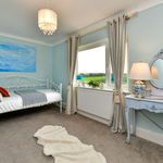 Rent 4 bedroom house in Swansea