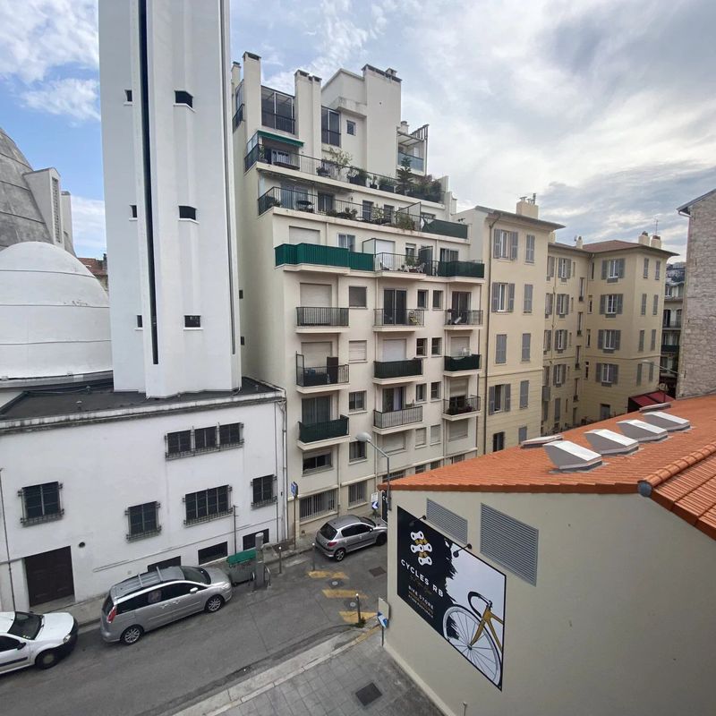 Location appartement 1 pièce 19 m² Nice (06000) Saint Roman de Bellet