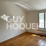 Rent 3 bedroom apartment of 39 m² in Savins
