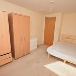 Rent 3 bedroom flat in Welwyn Hatfield