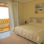 Rent 3 bedroom house of 220 m² in Bahía de Marbella