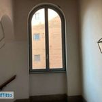 Rent 5 bedroom apartment of 90 m² in Rome