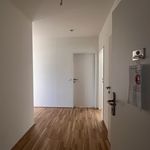 Miete 4 Schlafzimmer wohnung von 89 m² in Markt Hartmannsdorf