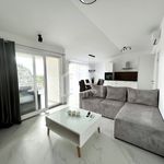 Najam 4 spavaće sobe stan od 110 m² u Splitsko-dalmatinska