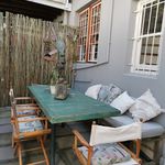 Rent 3 bedroom house of 250 m² in Cape Town