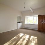 Rent 3 bedroom flat in Totnes