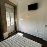 Rent 1 bedroom apartment of 35 m² in Porto