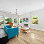 Rent 3 bedroom apartment of 241 m² in Irvine