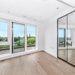 Rent 3 bedroom apartment of 145 m² in Brentford