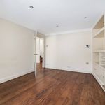 Rent 4 bedroom house of 138 m² in London
