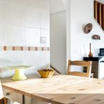 Rent 2 bedroom house of 145 m² in Nazaré