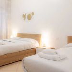 Rent 2 bedroom apartment of 72 m² in Milan