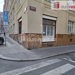Pronajměte si 2 ložnic/e byt o rozloze 90 m² v Praha