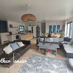 Rent 4 bedroom house of 127 m² in Vélines