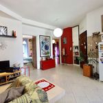Rent a room of 76 m² in Milano
