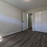 2 bedroom apartment of 739 m² in Saskatoon