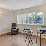 Rent 1 bedroom apartment of 910 m² in Tarrytown