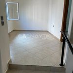 Rent 1 bedroom apartment of 4200 m² in Pylaia