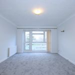 Rent 1 bedroom flat in Beckenham