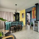 Appartement de 46 m² avec 3 chambre(s) en location à Pouligney-Lusans