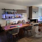 Rent 2 bedroom apartment of 135 m² in Μαρούσι