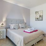 Rent 5 bedroom house of 563 m² in Alcántara