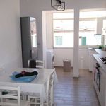 Rent a room of 110 m² in Naples