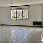 Rent 3 bedroom apartment of 70 m² in Bois-Guillaume