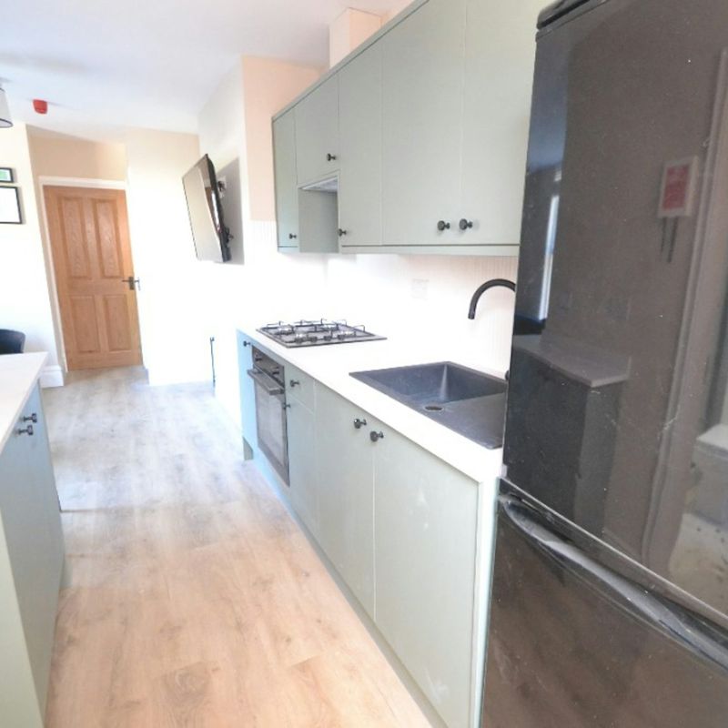3 Bedroom Property For Rent in Nottingham - £1,755 PCM West Bridgford