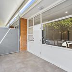 Rent 2 bedroom house in Gold Coast