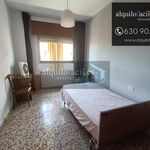 Rent a room of 95 m² in Albacete
