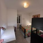 Rent 2 bedroom apartment of 65 m² in milan