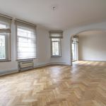 Huur 3 slaapkamer appartement van 160 m² in Brussels