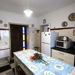 Rent 4 bedroom house of 154 m² in Sabugo