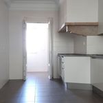 Rent 3 bedroom apartment of 200 m² in Lisbon