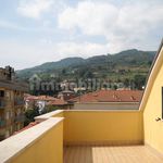 Affitto 5 camera appartamento di 100 m² in Ascoli Piceno