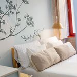 Rent 1 bedroom apartment of 30 m² in Porto