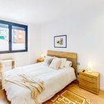 Rent a room of 121 m² in Barcelona