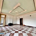 Rent 5 bedroom apartment of 200 m² in Rome