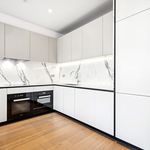 Rent 2 bedroom flat of 80 m² in London