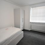 Rent 5 bedroom flat in Batley