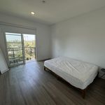 Rent 3 bedroom apartment in East Hollywood