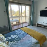 Rent 1 bedroom apartment of 24 m² in Saint-Laurent-du-Var