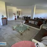 Rent 6 bedroom house of 350 m² in Anzio