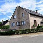 Rent 4 bedroom house of 1000 m² in Overijse