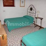 Rent 5 bedroom house of 200 m² in Gaeta